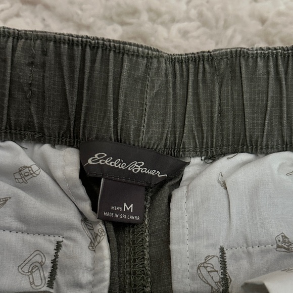 Eddie Bauer Men's Dark Greenish Gray Shorts - Picture 2 of 6